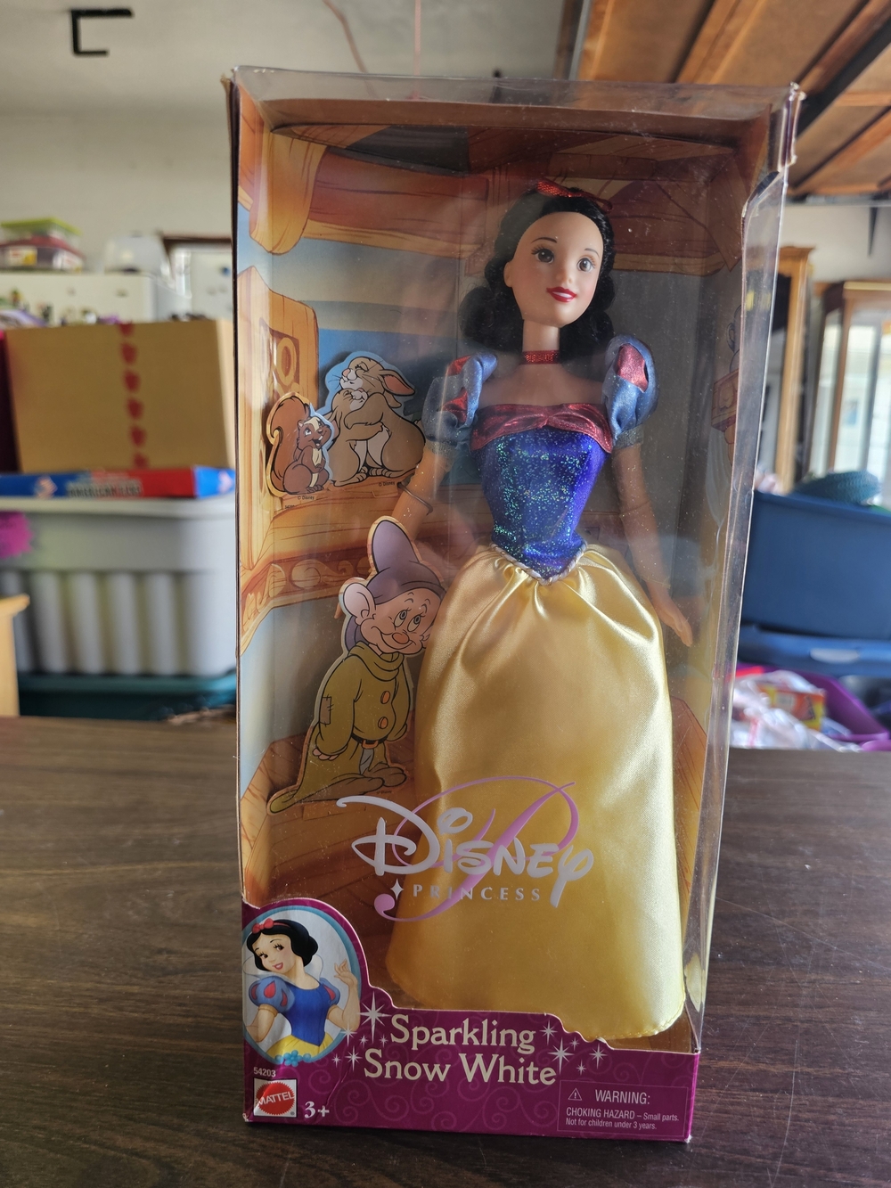 Disney Sparkling Snow White Doll - Blue, Yellow, Red
